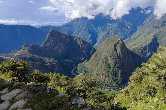2-Day & 1-Night Private Inca Trail from Cusco to Machu Picchu - Day 1: Cusco pickup, the train to km 104, and the walk to Aguas Calientes