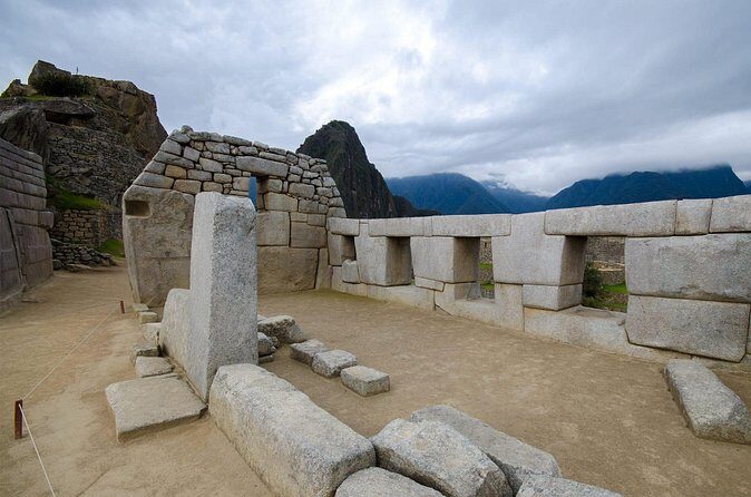 2 day hike to Machu Picchu - Aguas Calientes hostel night: rest without the drama