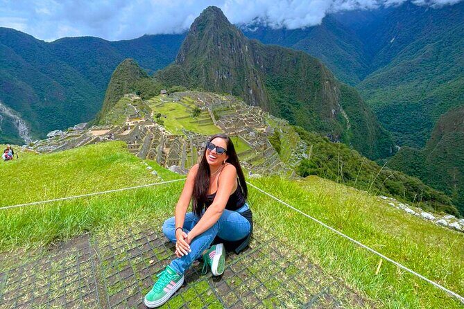 2 Day Machu Picchu & Sacred Valley Tour from Cusco /Train & Guide - Day 1 from Cusco to Pisac: markets and Inca terraces above town