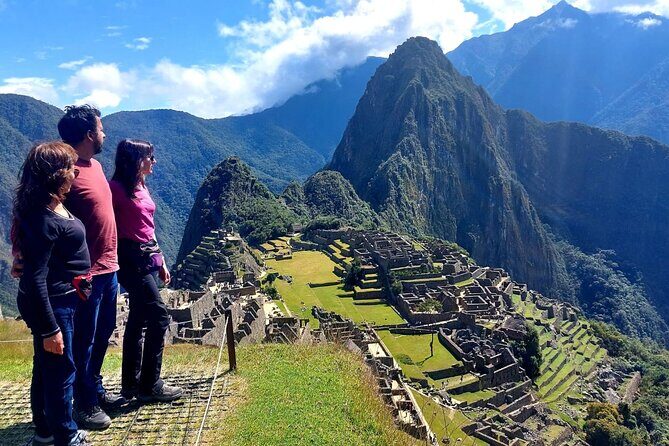 2 Day Machu Picchu Tour Unique Journey with Sunrise & Local Guide - Moray and Via a Moray: seeing how farming gets engineered