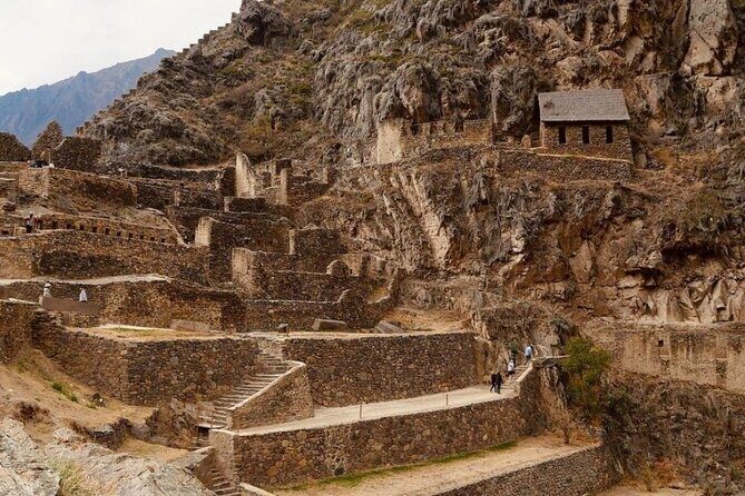 2-Day Tour Machu Picchu by Panoramic Train + Sacred Valley - Aguas Calientes Night: Hot Springs and a Real Evening Off