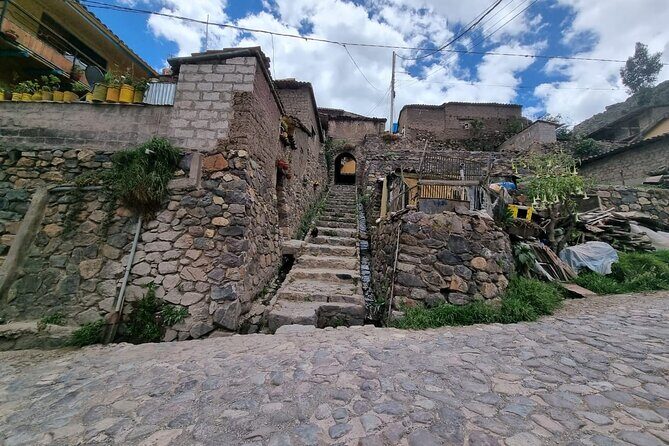 2-Day Tour:Sacred Valley and Machupicchu from Cuzco - Moray agricultural terraces: Inca experimentation you can actually see