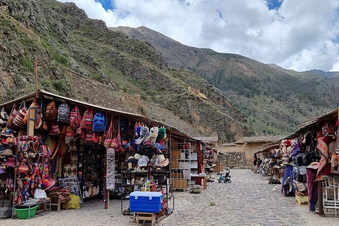 2-Day Tour:Sacred Valley and Machupicchu from Cuzco - Ollantaytambo: the living Inca town and the fortress setting the pace for Machu Picchu