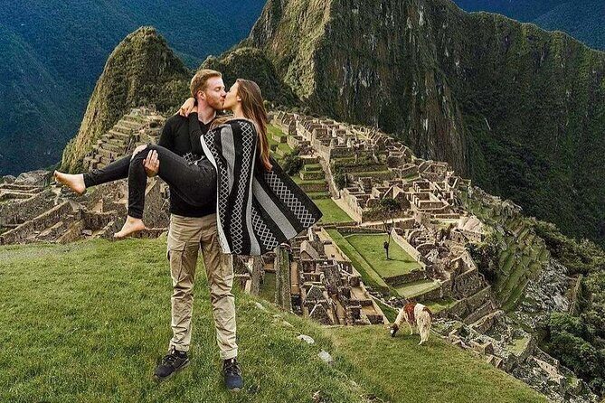 2 Days 1 Night in Machu Picchu with Tourist Train and Entrance - Key highlights