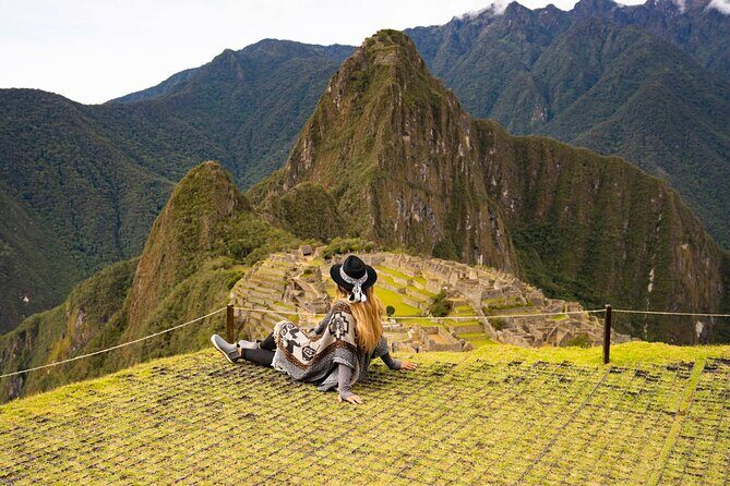 2 Days and 1 Night Private Tour in Machu Picchu and Huayna Picchu - Should you book this Machu Picchu + Huayna Picchu private tour?