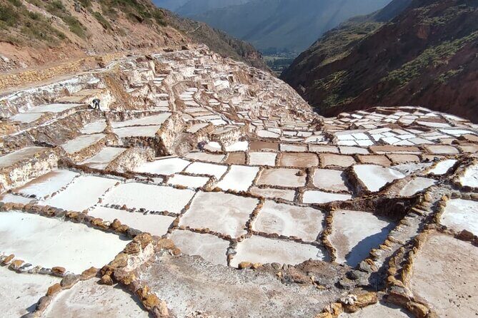 2 Days Sacred Valley Private Tour and Sunrise in Machu Picchu - Cusco Pick-Up and Taray: A Scenic Warm-Up Before Ruins