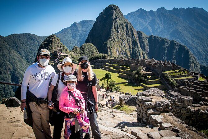3-Day Cusco and Machu Picchu Tour - Lunch, photos, and the return train: how to keep the day from running you