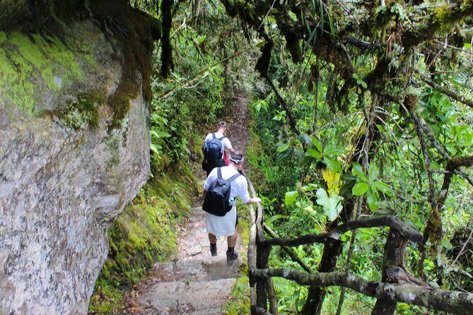 3 Day Sacred Valley And Short Inca Trail to Machupicchu - Aguas Calientes overnight: where convenience beats rushing