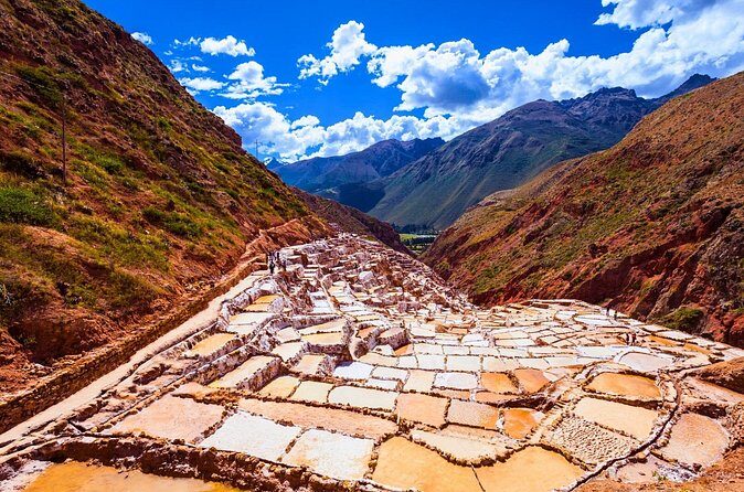3 Days Cusco: Machu Picchu, City Tour and Sacred Valley - What’s included vs not included: meals, tickets, nights, and insurance