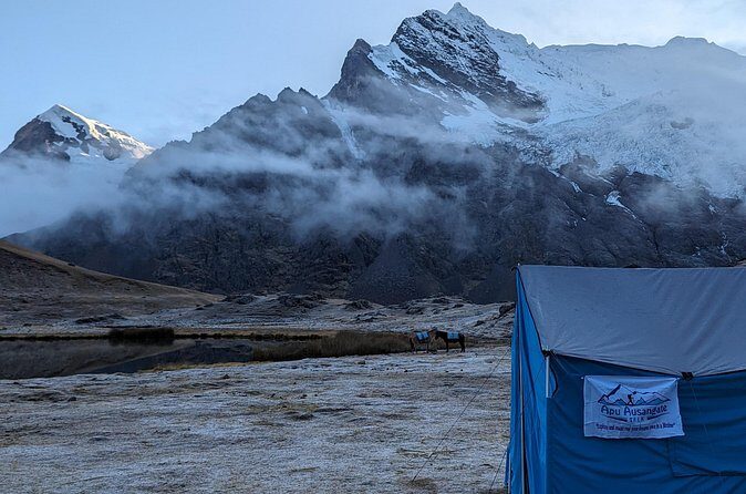 3 Days Trekking in Ausangate and Rainbow Mountain - Food on the trail: breakfasts, lunches, dinners, and Chef Braulio’s role
