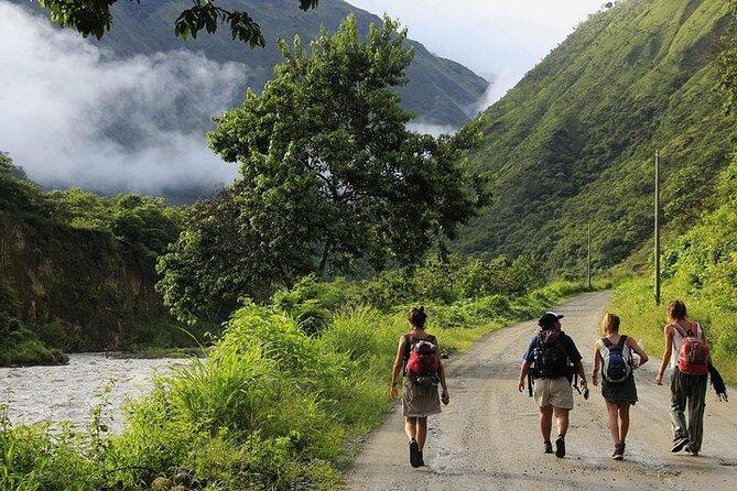 3Day Inca Jungle Adventure Hike|| Biking-Rafting-zip line,Private - Santa Teresa and Yanatile breakfast: zip line time before the Aguas Calientes walk