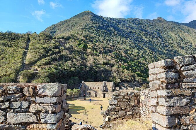 4 - Day Choquequirao Trek with Camping via Chikiska from Cusco - Day 2: the Marampata climb and the Choquequirao hours that make it all click