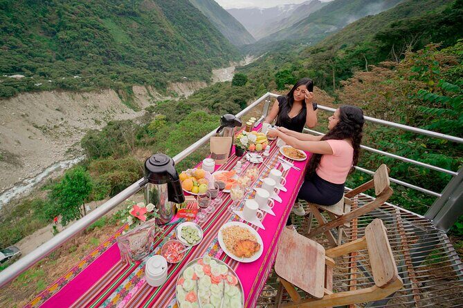 4 Day Inca Jungle Trail with Capsule & Machu Picchu - Day 2: Inca Trail hike to Santa Teresa, Quellomayo by the river, and Cocalmayo hot springs
