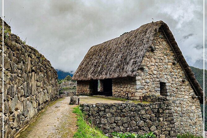4 Day Inca Trail To Machu Picchu - Day 4: Sun Gate entrance, guided Machu Picchu, and the ride down