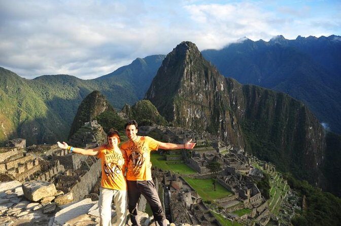 4-Day Machu Picchu Biking and Hiking Tour from Cuzco - Day 1: Ollantaytambo, Malaga High Pass, then Santa Maria on mountain bikes