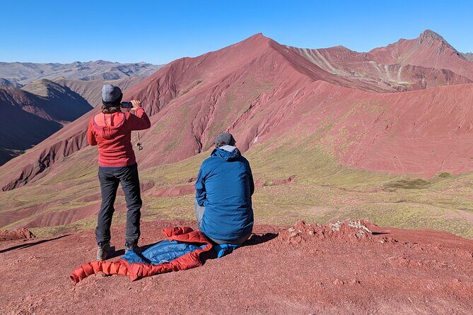 4-Day Tour in Ausangate Trek and Rainbow Mountain of Cusco - Day 2: Glacier-close hiking, 4,800m pass, Red Lake campsite