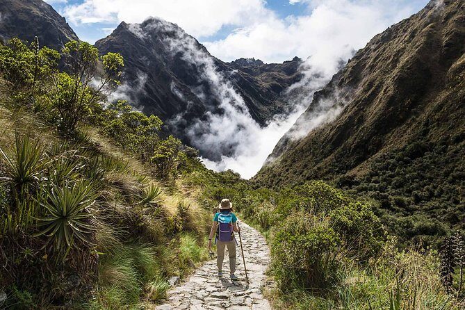 5-Day Salkantay Trek Machu Picchu - Machu Picchu morning: bus to the ruins, a 2-hour guide, and ticket circuits