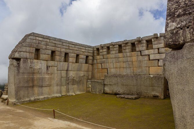 5-Day Treasures of Cusco and Machupicchu - Day 2 in the Sacred Valley: Chinchero, Moray, and Maras Salt