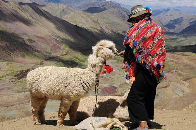 5 Days: Cusco, Sacred Valley, MachuPicchu and Rainbow Mountain - Rainbow Mountain (Vinicunca) at 4 a.m.: the walk, the visit, and the altitude test