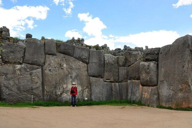 6-Day: Cusco, MachuPicchu, Rainbow Mountain, Humantay Lake - First day in Cusco: airport transfer and a real acclimatize block