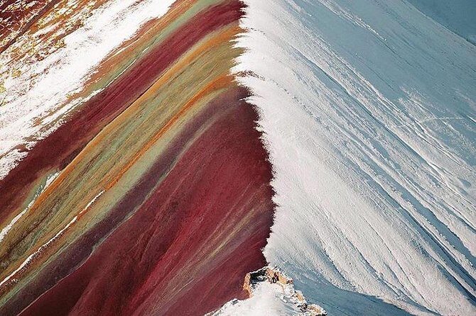 7 Colors Mountain Tour: Explore the Magic of Vinicunca in 1 Day - Vinicunca Rainbow Mountain: how the colors actually happen