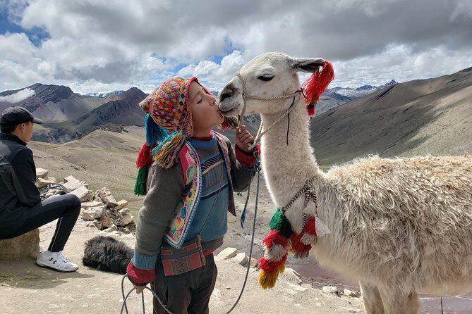 7 Colors Mountain Tour - Vinicunca - First Light to Fulawasi: How the Day Really Flows