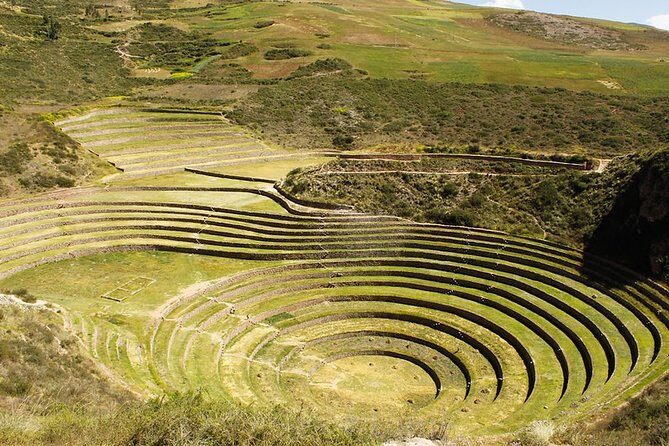 7-Day Private Guided Sacred Valley Cusco and Machu Picchu Tour - Day 3: train to Aguas Calientes, Machu Picchu guided Circuit 2
