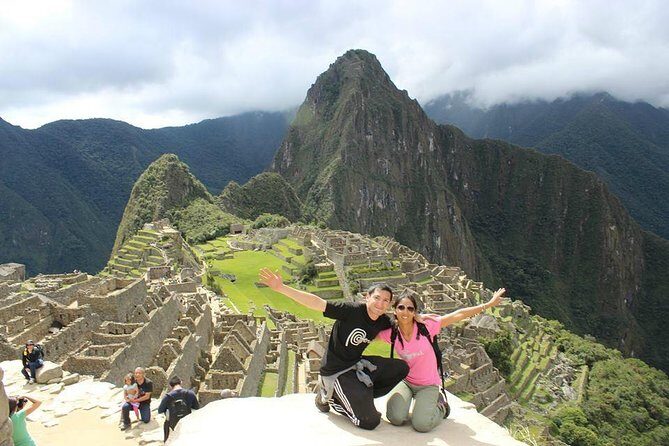 A Day at Machu Picchu, Journey to the Heart of the Andes - Ollantaytambo to Aguas Calientes: the train ride through the Sacred Valley