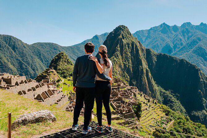 Aguas Calientes Machu Picchu Official Ticket Bus and Guide - Meeting in Aguas Calientes Without the Headache
