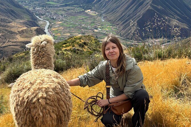 Alpaca Walk over the Sacred Valley of the Incas from Cusco - Why this alpaca walk is a better Sacred Valley plan than a rush