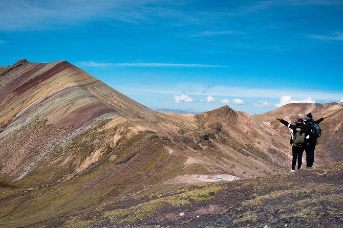 Alternative Rainbow Mountain Palccoyo Hike (6 Small Group) - Weather, cold wind, and what to pack for Palccoyo