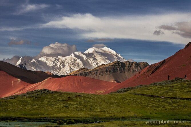 Ausangate Trek to Rainbow Mountain 3 Days - Day 3: Warmisaya Pass, early Rainbow Mountain photos at Vinicunca, return by 5 pm