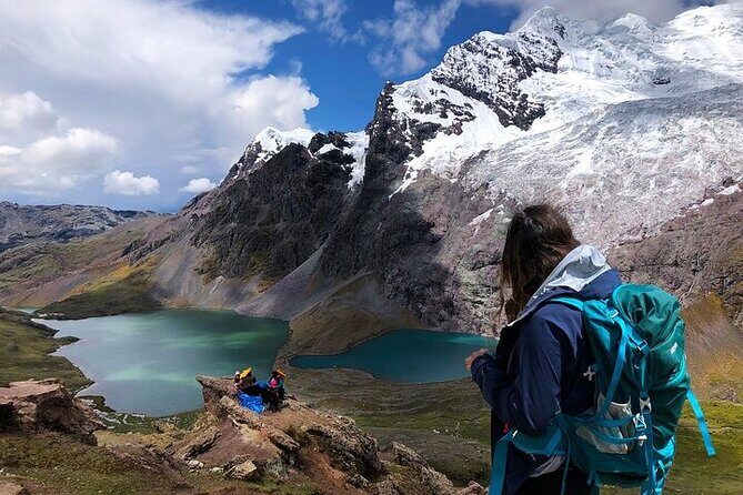Ausangate Trek to Rainbow Mountain 3 Days - Day 1: Upis, Arapa Pass (4,640 m), and Hatun Pucacocha