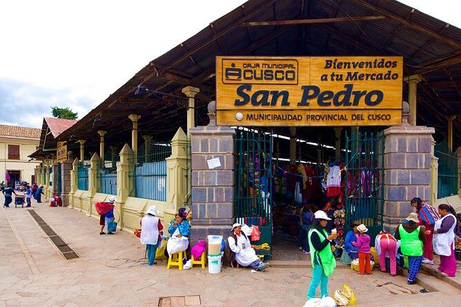 Best Cusco walking tour: dinner street food tasting - Walking tour with dinner built in: how the route pays off
