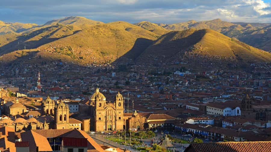 Best of Cusco: Private Walking Tour with a Local - Streets off the tourist path: cobblestones, courtyards, and local rhythm