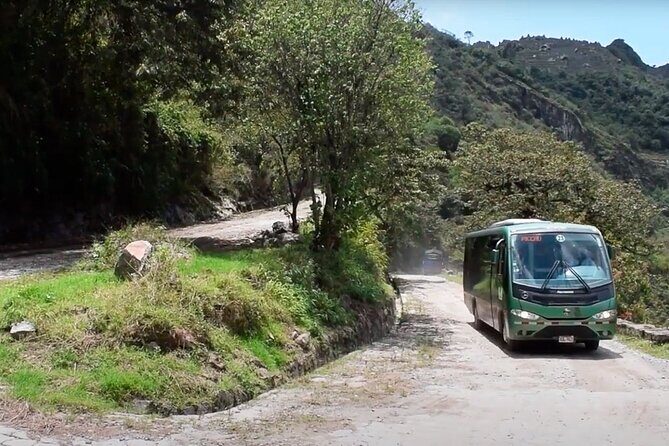 Bus Ticket To Machu Picchu (Up & Down) - The bus ride experience: comfort, timing, and that famous road feel