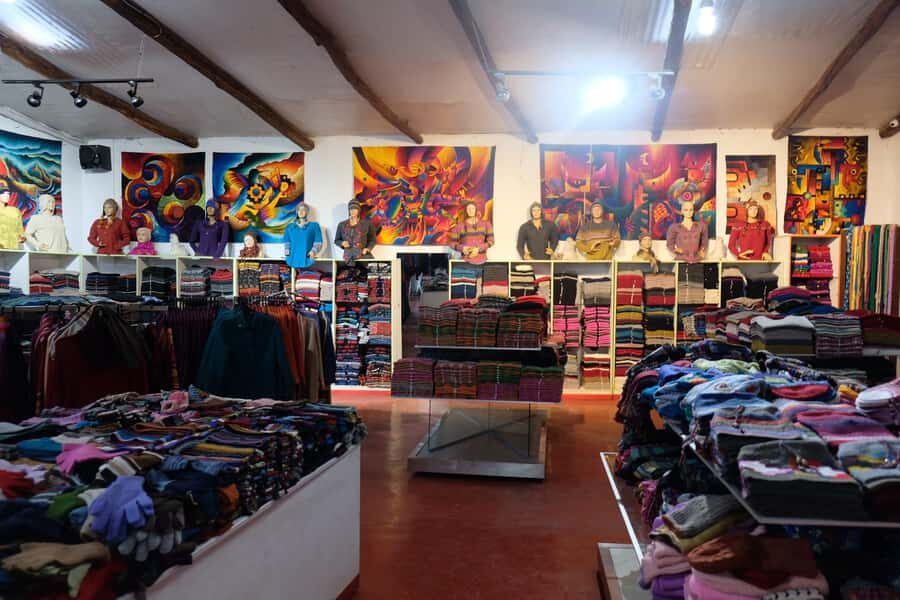 Camelid Center Visit in Cusco: Alpacas, Culture & Weaving - Why this 2-hour Camelid Center visit fits Cusco so well
