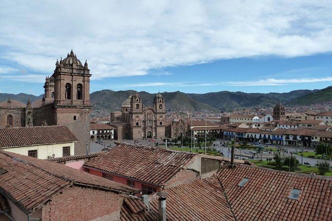 City Tour Cusco and the 4 Archaeological Sites - Cusco Cathedral: colonial art and the Cusqueña school