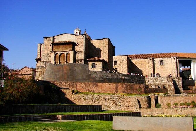 City Tour Cusco, Sacsayhuamán, Tambomachay, Catedral Cusco - Tambomachay: the Temple of Water and engineered fountains