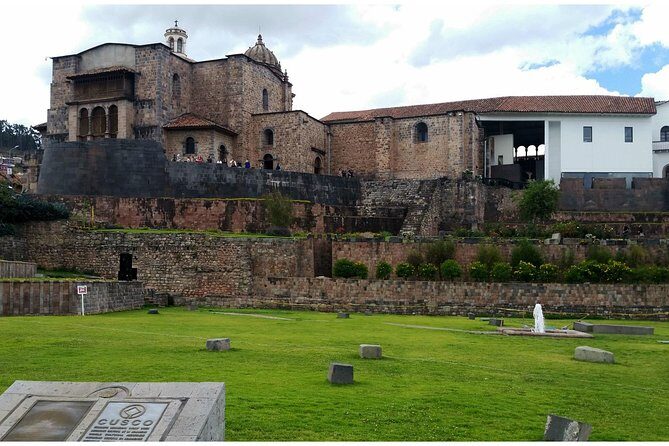 City Tour in Cusco & visit Museum South American Camelid - The tour style: mostly bus, with timed site walks