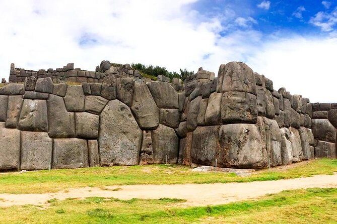 City tour : Qoricancha, sacsayhuaman, qenqo, tambomachay - Puka Pukara (Puca Pucara): Red Fortress and Defense Systems