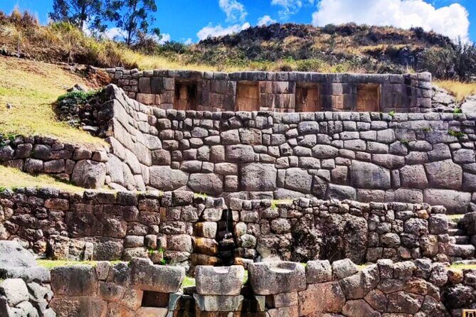 City tour Tour in the City of Cusco - Tambomachay and Pucapucara: Water Culture and Photo Time