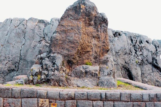 City tour Tour in the City of Cusco - Q’enqo: The Labyrinth Meaning and the Astronomy Details