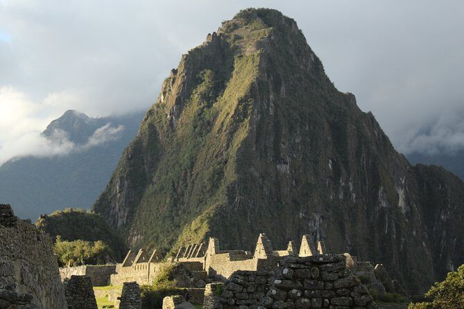 Classic Inca Trail Expedition to Machu Picchu 4D/3N - Cusco to KM-82: 5:00 am Pickup and the Permit Check That Matters