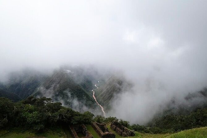Classic Inca Trail Tour 4 days - Day 3: Sayacmarca, Phuyupatamarca (if time allows), and a Descending Day That Feels Easier