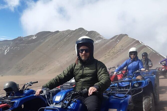 Cuatrimotos Montaña Colores Vinicunca Full Day - Kayrahuire camping (4,450 m): ATV briefing is the whole point