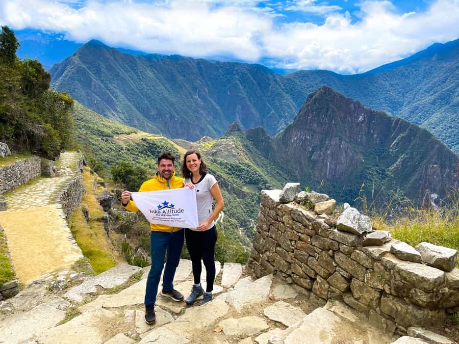 Cusco: 2-day Inca Trail to Machu Picchu - Overnight in Aguas Calientes: use the town time well