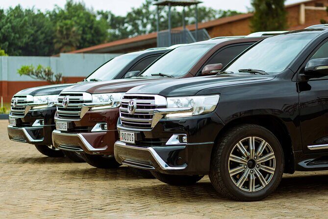 Cusco Airport Pick-Up (Private Transfer to your Cusco Hotel). - Meeting your driver: customs, name signs, and smooth luggage help