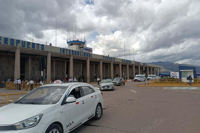 Cusco Airport Round-Trip Private Transfer - Finding Your Driver Fast at Alejandro Velasco Astete Airport
