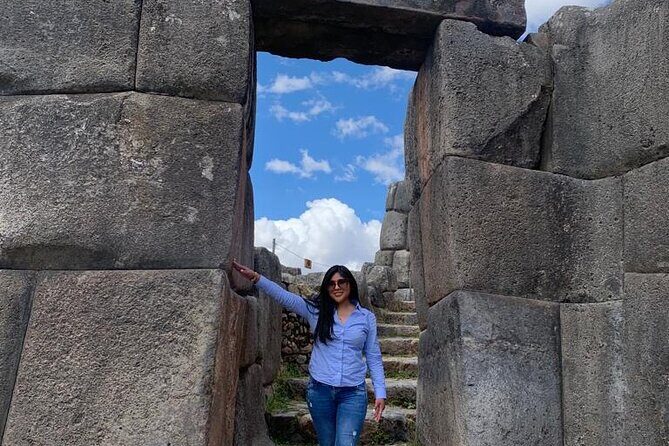 Cusco City Tour - Stop 3: Sacsayhuaman archaeological center for 1 hour